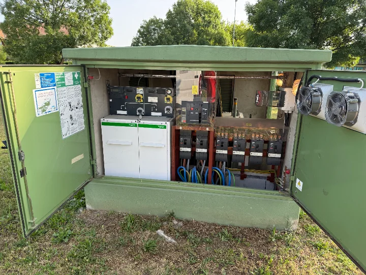 Maintenance of a Tesla transformer station
